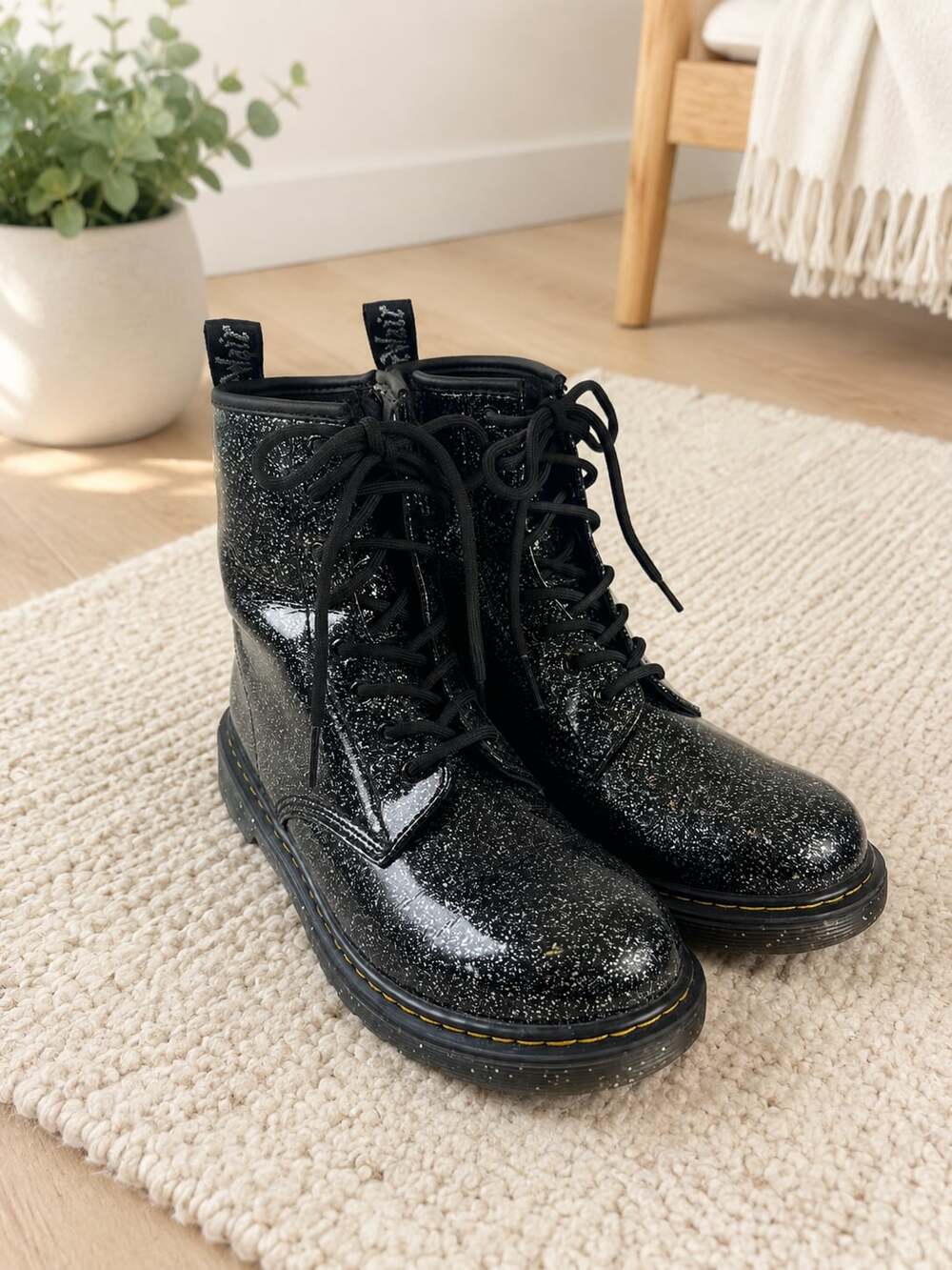 Dr. Martens 1460 Y Junior Black Glitter Combat Boots Side Zip US 6M